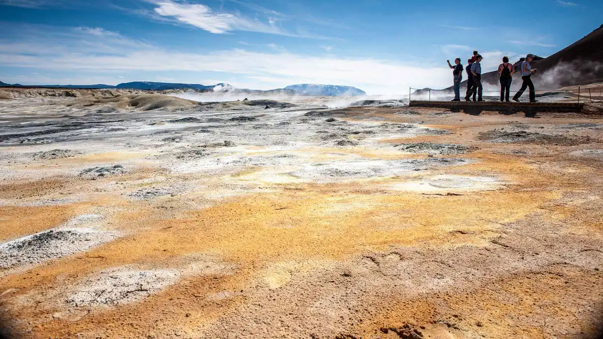Akureyri Shore Excursions to Lake Myvatn: 4 Compared